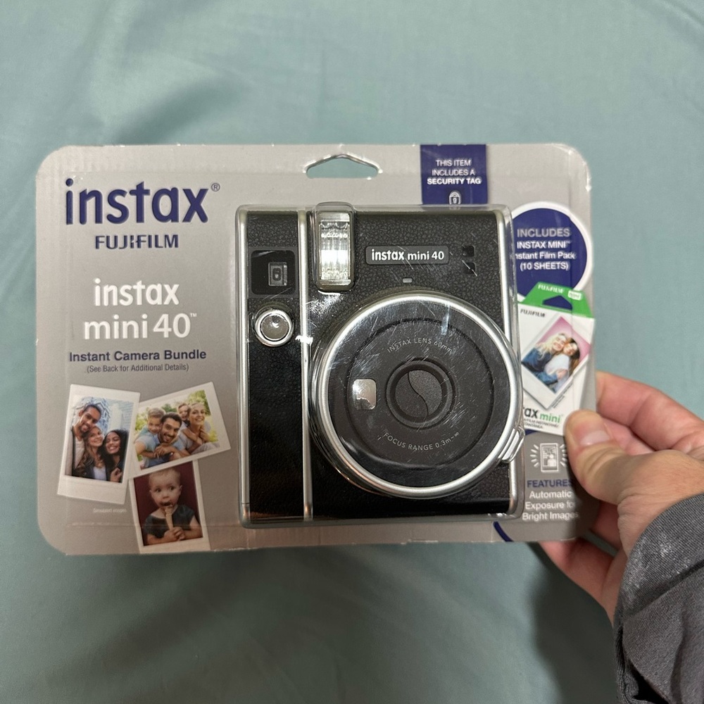Fujifilm Instax Mini 40 Black Instant Camera
